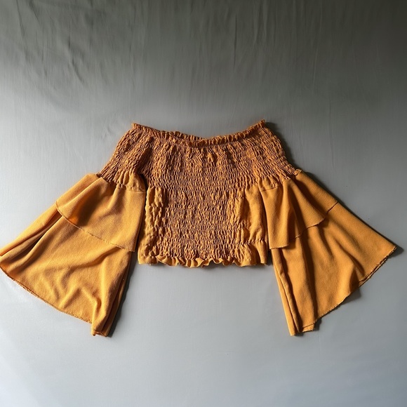 Cameo Rose Mustard Smocked Crop Top in Small/Medium - Picture 1 of 5